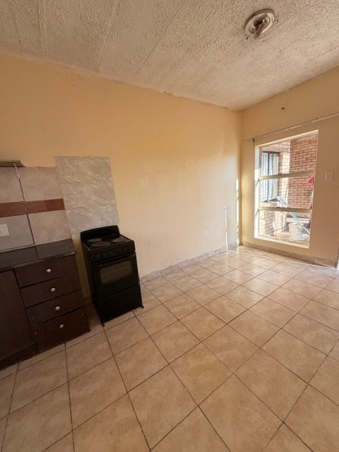 1 Bedroom Property for Sale in Kempton Park Central Gauteng