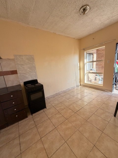1 Bedroom Property for Sale in Kempton Park Central Gauteng