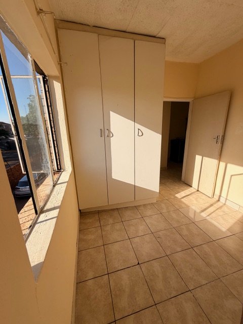1 Bedroom Property for Sale in Kempton Park Central Gauteng