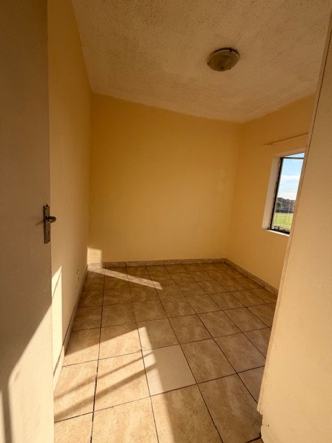 1 Bedroom Property for Sale in Kempton Park Central Gauteng
