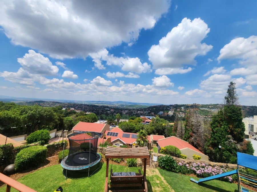 3 Bedroom Property for Sale in Bassonia Gauteng