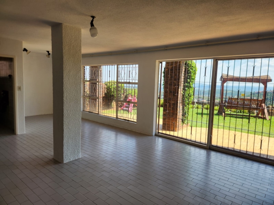 3 Bedroom Property for Sale in Bassonia Gauteng