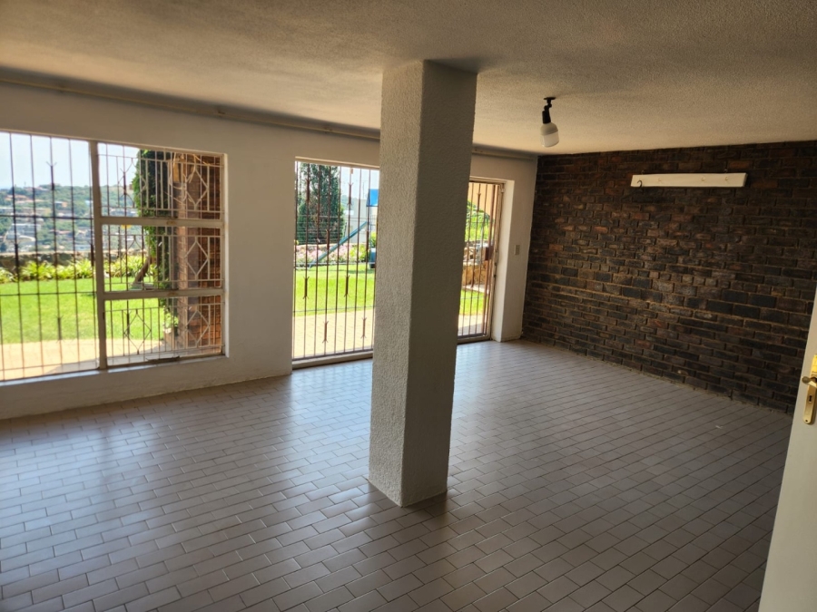 3 Bedroom Property for Sale in Bassonia Gauteng