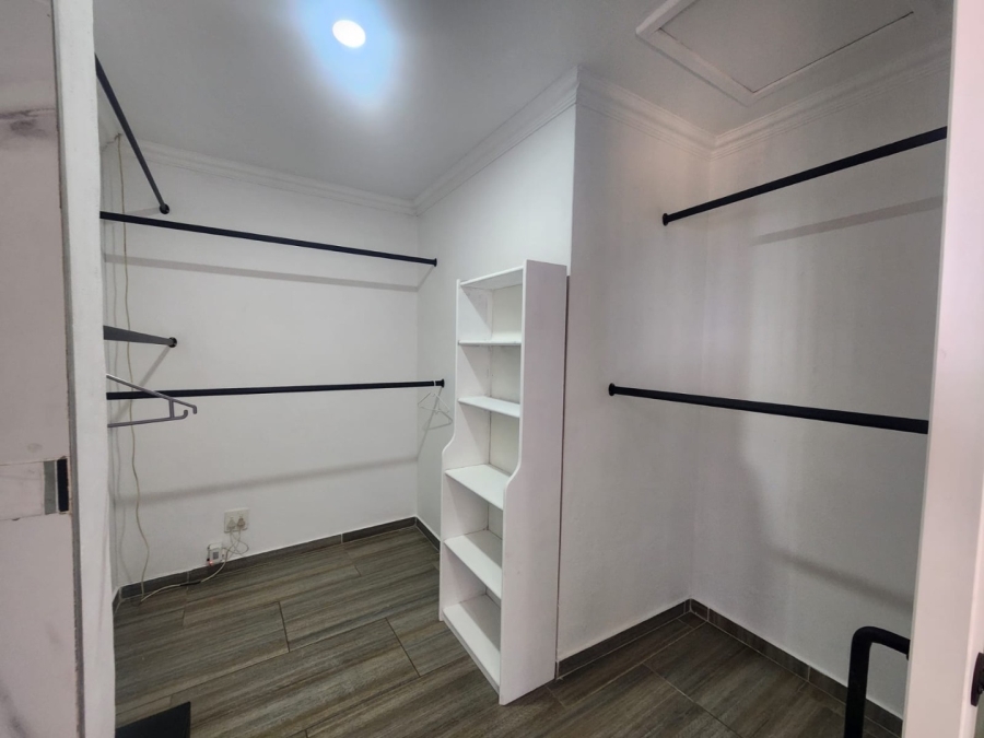 3 Bedroom Property for Sale in Bassonia Gauteng