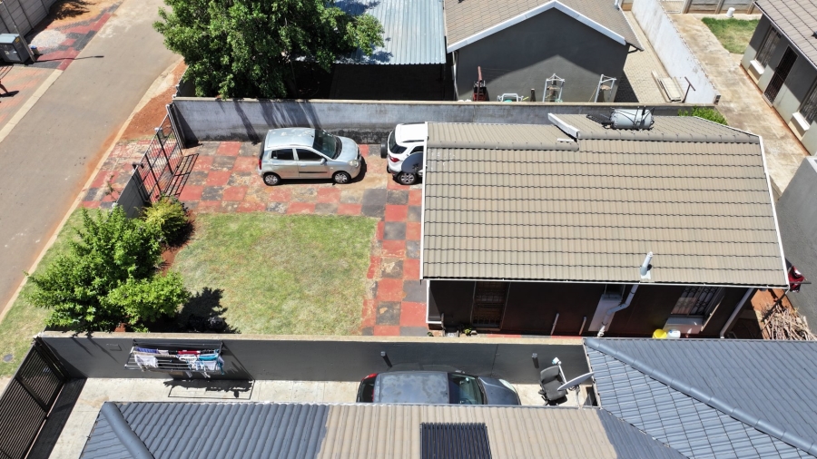 2 Bedroom Property for Sale in Sky City Gauteng