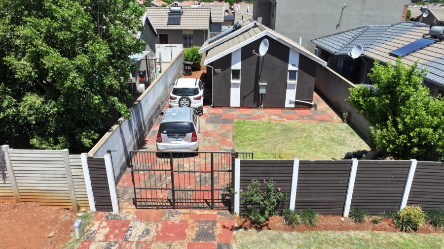2 Bedroom Property for Sale in Sky City Gauteng