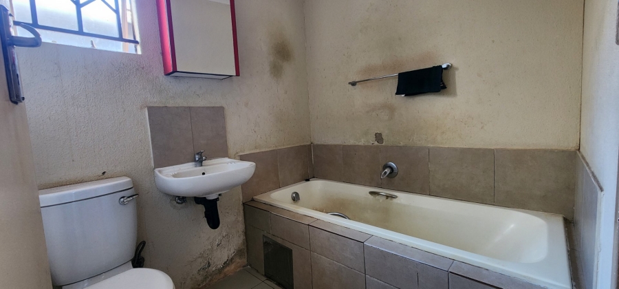 2 Bedroom Property for Sale in Sky City Gauteng