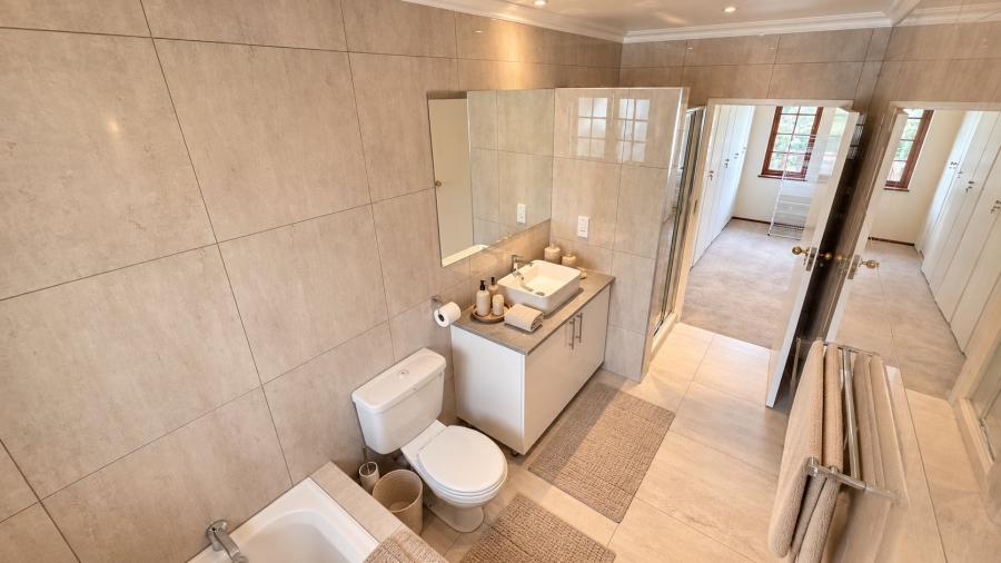 To Let 3 Bedroom Property for Rent in Lonehill Gauteng