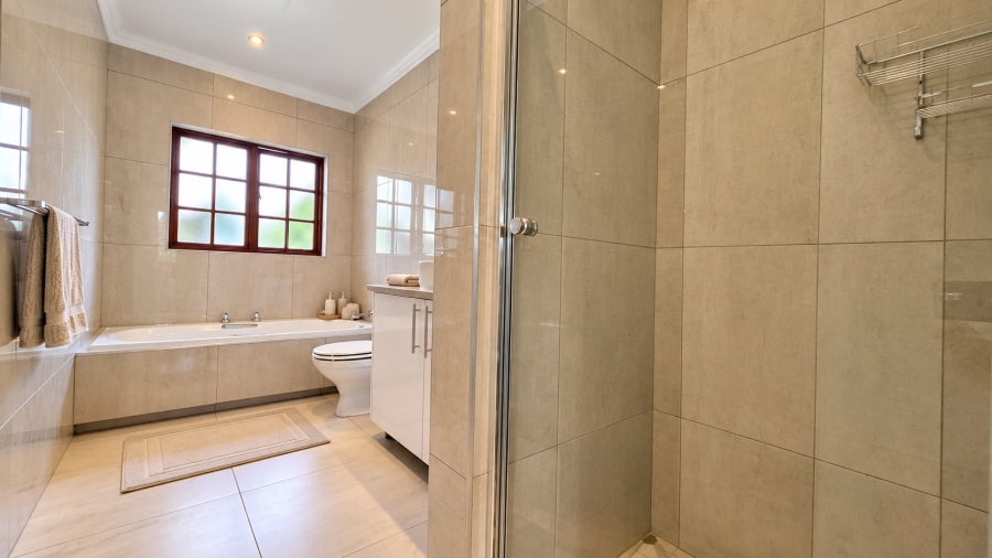 To Let 3 Bedroom Property for Rent in Lonehill Gauteng