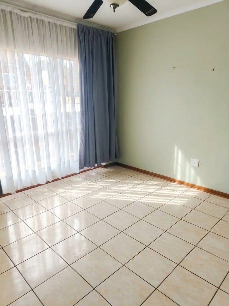 3 Bedroom Property for Sale in Krugersdorp North Gauteng