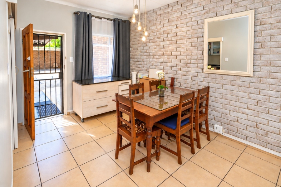2 Bedroom Property for Sale in Clubview Gauteng
