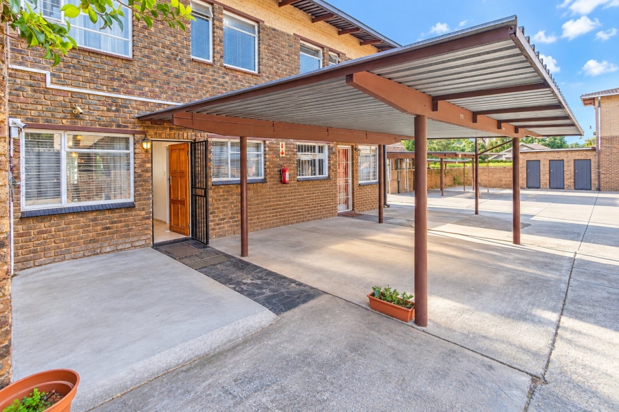 2 Bedroom Property for Sale in Clubview Gauteng