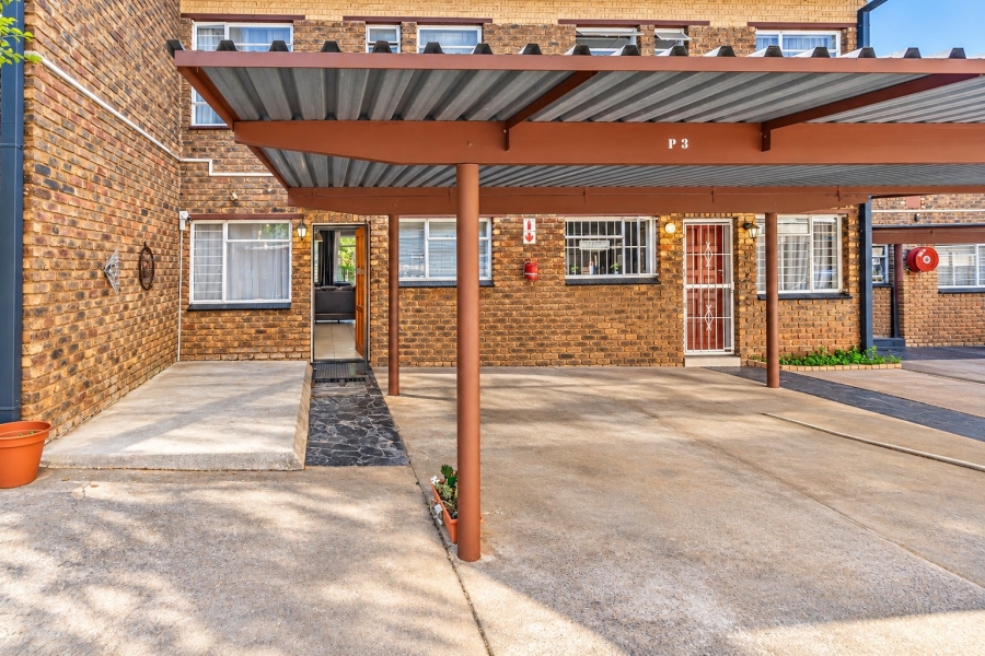 2 Bedroom Property for Sale in Clubview Gauteng