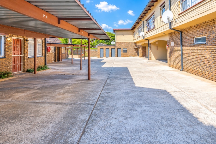 2 Bedroom Property for Sale in Clubview Gauteng