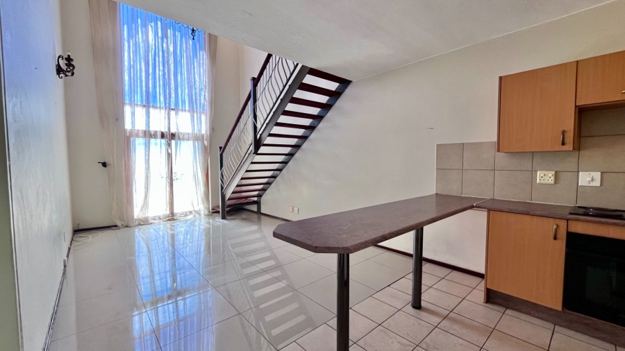 2 Bedroom Property for Sale in Erand Gardens Gauteng