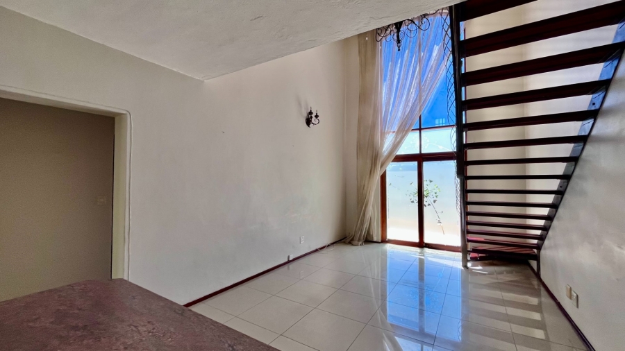 2 Bedroom Property for Sale in Erand Gardens Gauteng