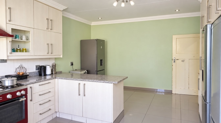 3 Bedroom Property for Sale in Bezuidenhout Valley Gauteng