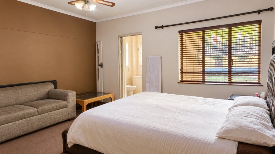 3 Bedroom Property for Sale in Bezuidenhout Valley Gauteng