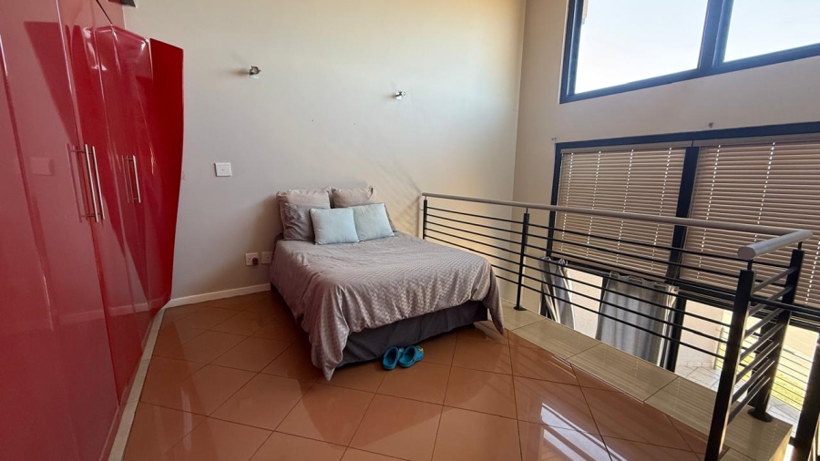 1 Bedroom Property for Sale in Rooihuiskraal North Gauteng