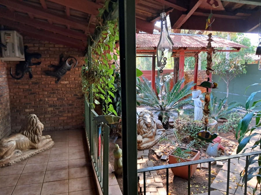10 Bedroom Property for Sale in Chantelle Gauteng