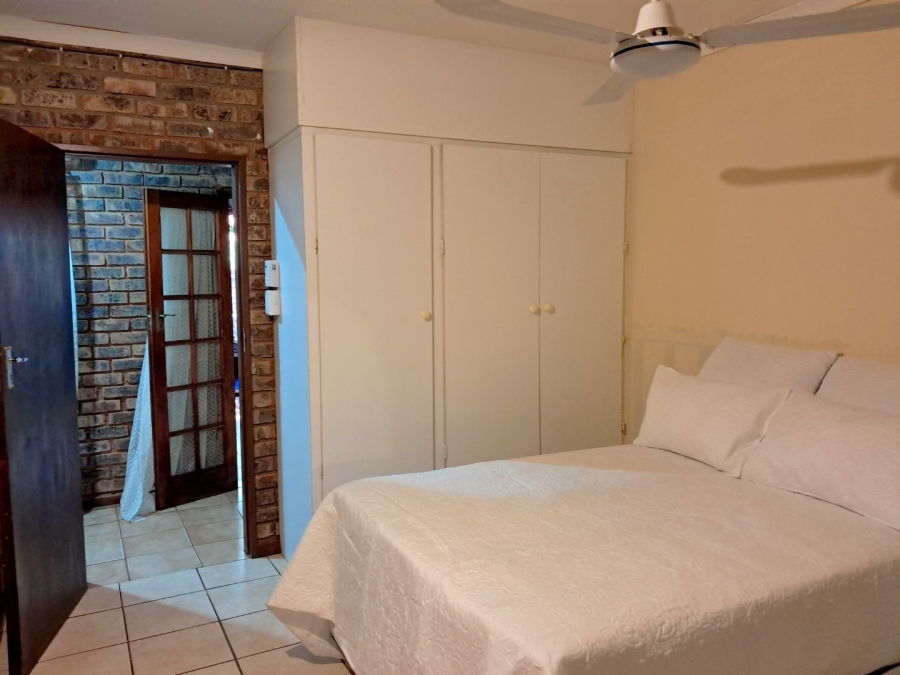 10 Bedroom Property for Sale in Chantelle Gauteng