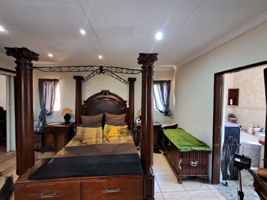 10 Bedroom Property for Sale in Chantelle Gauteng