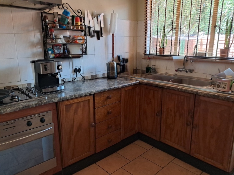 10 Bedroom Property for Sale in Chantelle Gauteng