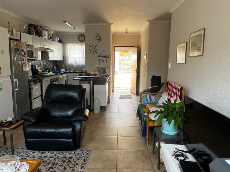 To Let 3 Bedroom Property for Rent in Beyers Park Gauteng