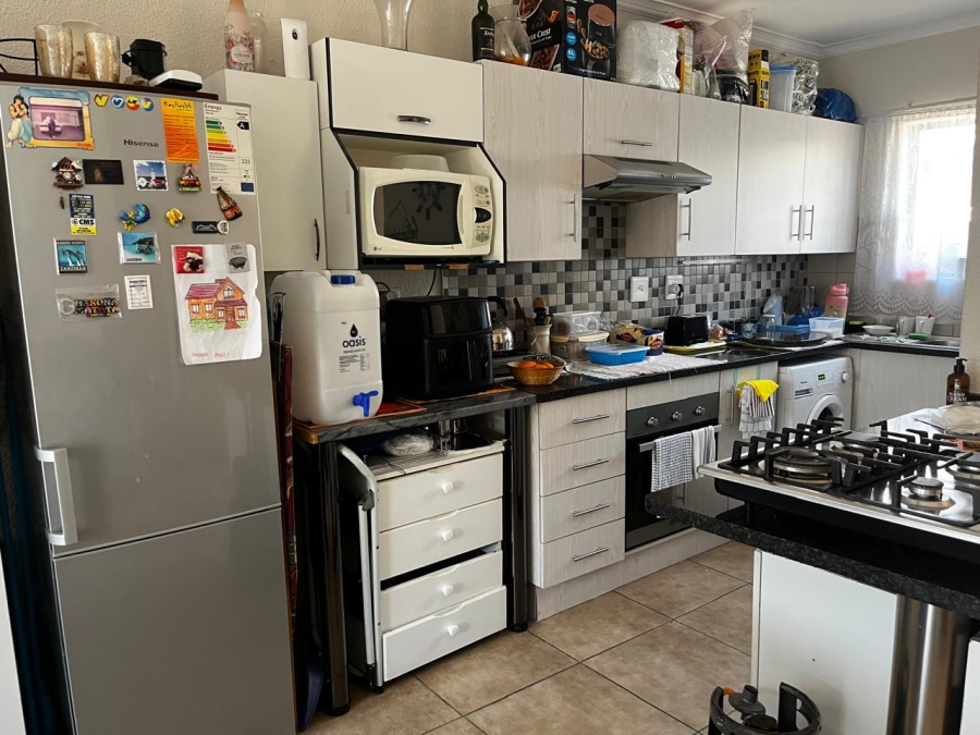 To Let 3 Bedroom Property for Rent in Beyers Park Gauteng