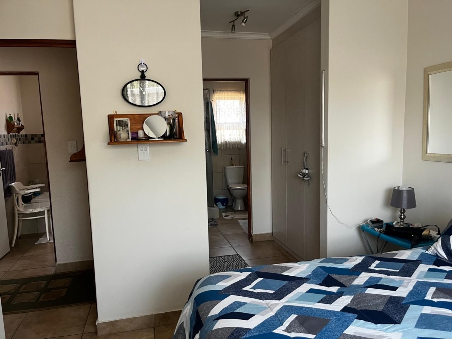 To Let 3 Bedroom Property for Rent in Beyers Park Gauteng