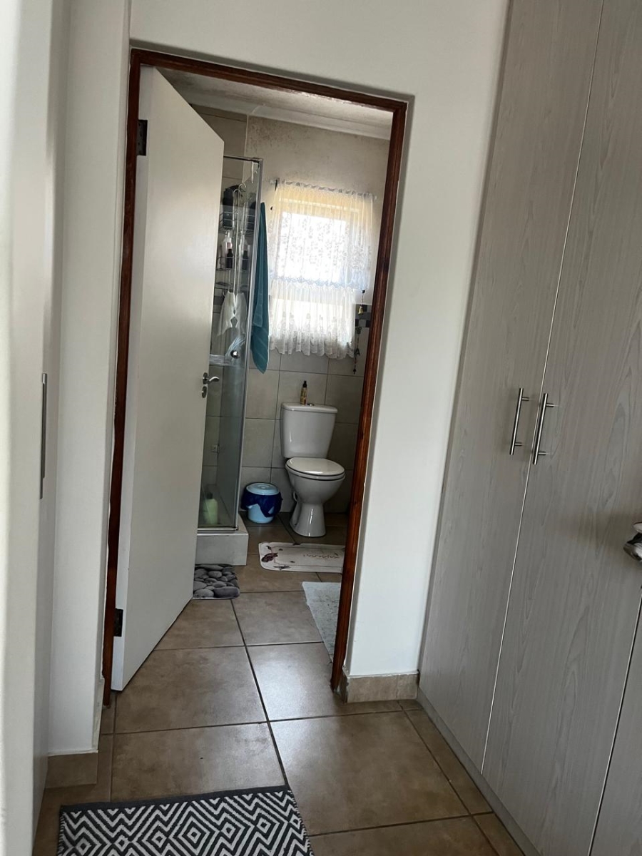 To Let 3 Bedroom Property for Rent in Beyers Park Gauteng