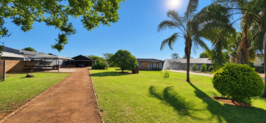 Commercial Property for Sale in Montana Tuine Gauteng