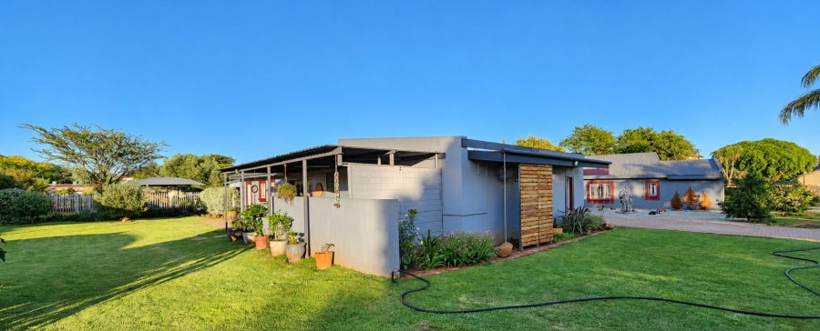 Commercial Property for Sale in Montana Tuine Gauteng
