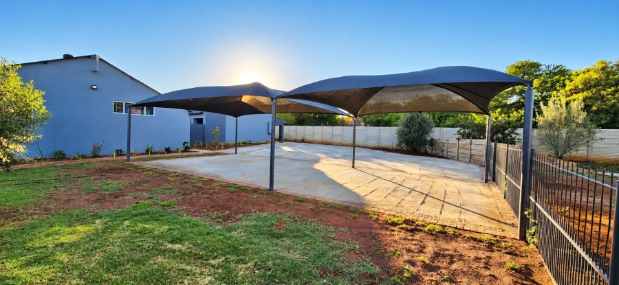 Commercial Property for Sale in Montana Tuine Gauteng