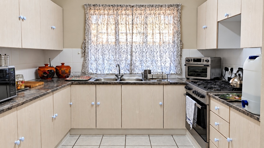 Commercial Property for Sale in Montana Tuine Gauteng
