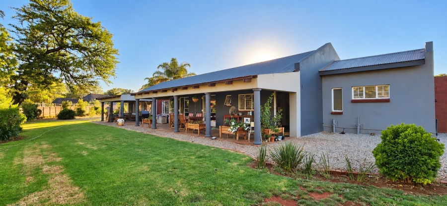 Commercial Property for Sale in Montana Tuine Gauteng