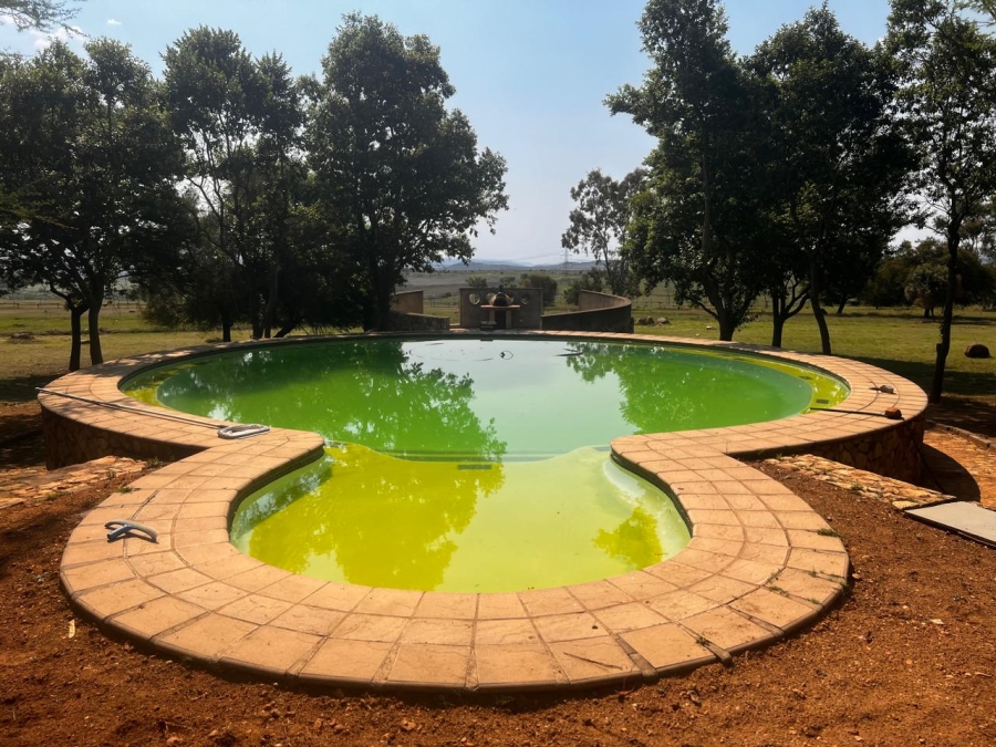 Commercial Property for Sale in Doornrandje Gauteng