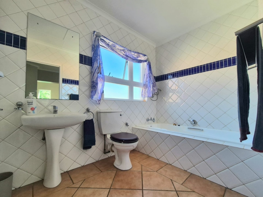 5 Bedroom Property for Sale in Centurion Golf Estate Gauteng