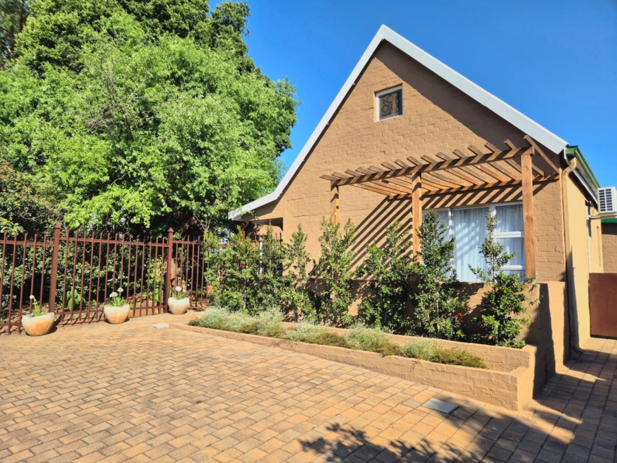 5 Bedroom Property for Sale in Centurion Golf Estate Gauteng