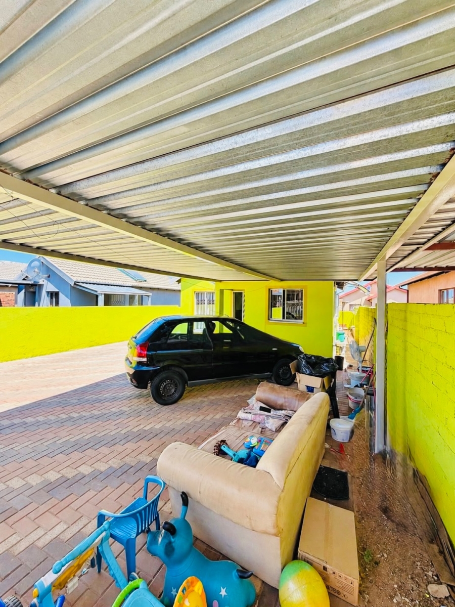 2 Bedroom Property for Sale in Soshanguve VV Gauteng