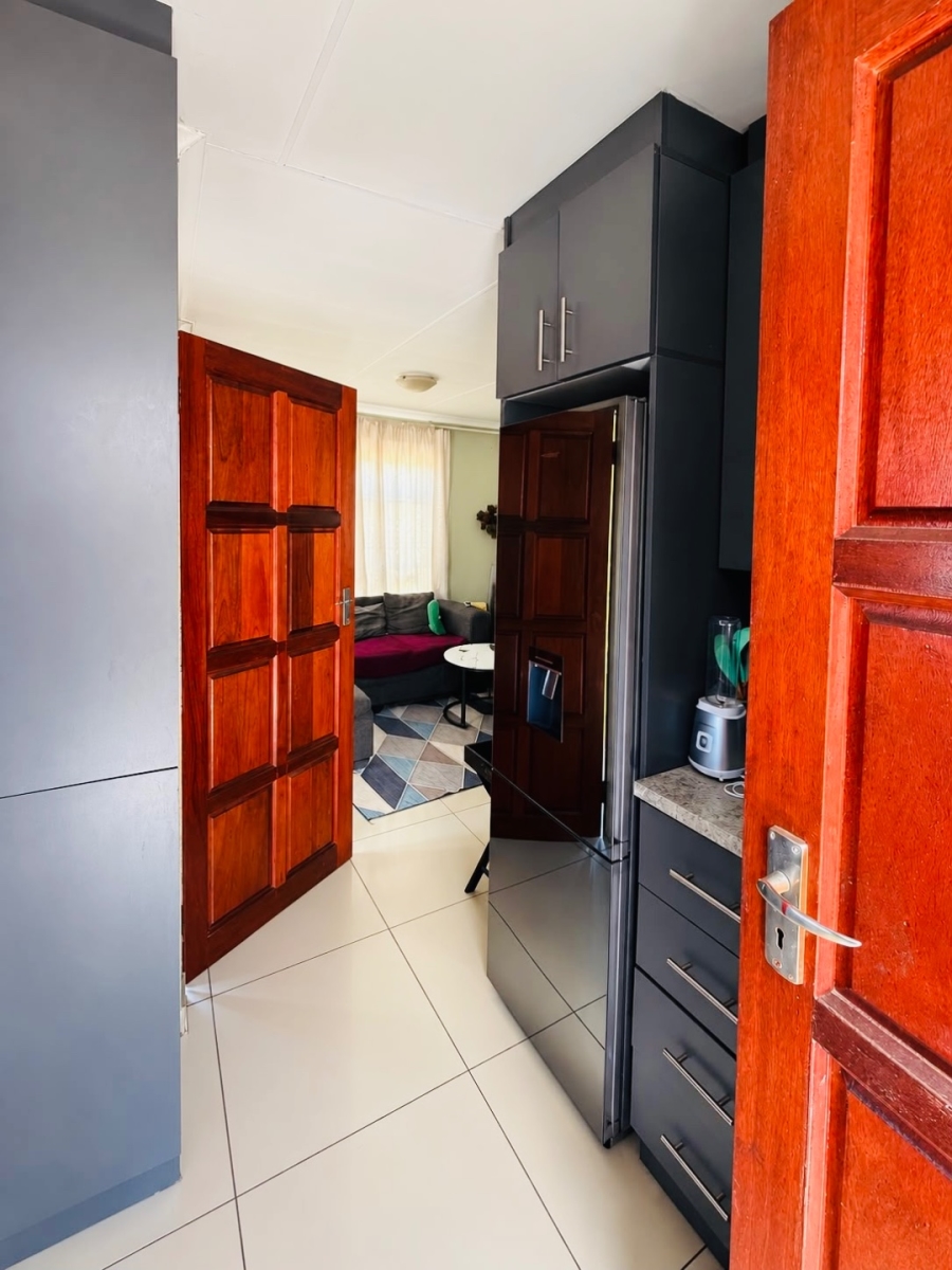 2 Bedroom Property for Sale in Soshanguve VV Gauteng
