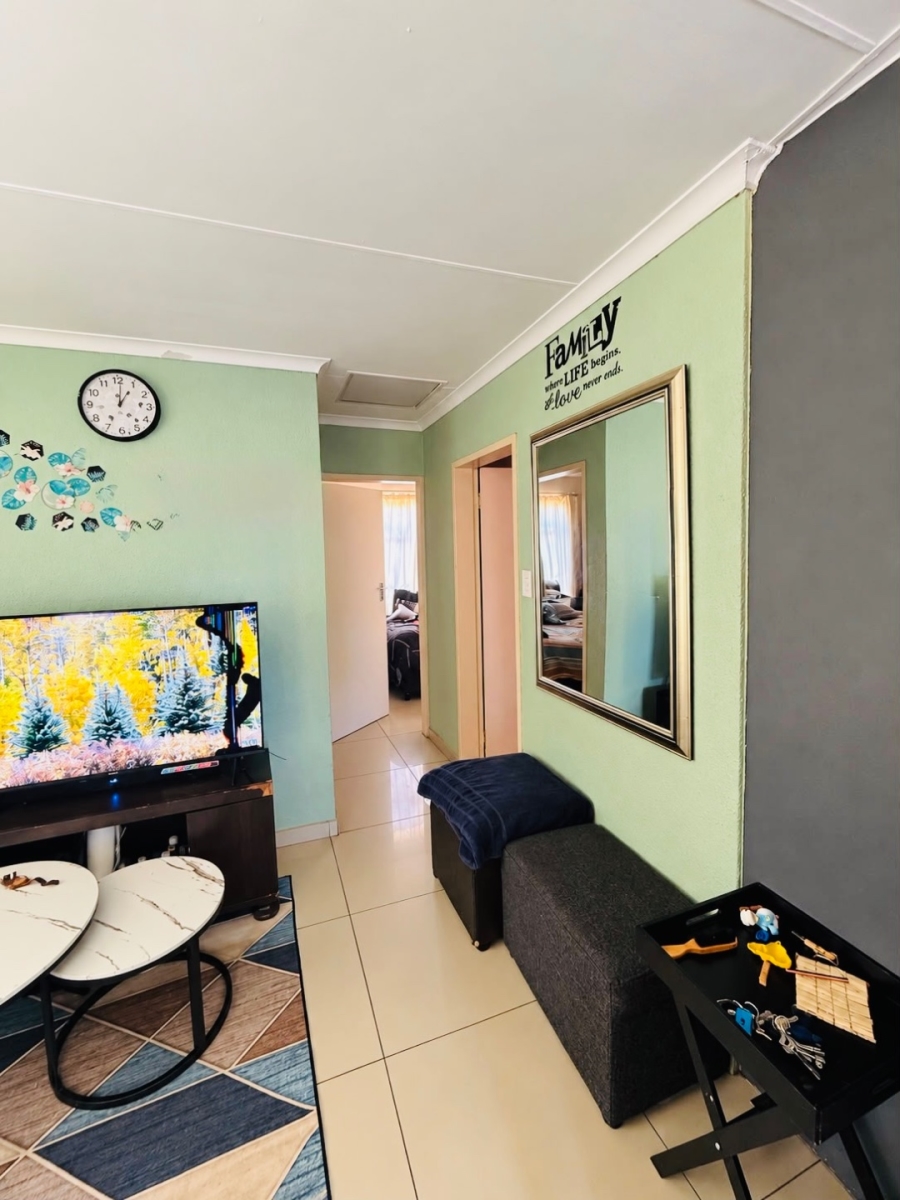 2 Bedroom Property for Sale in Soshanguve VV Gauteng
