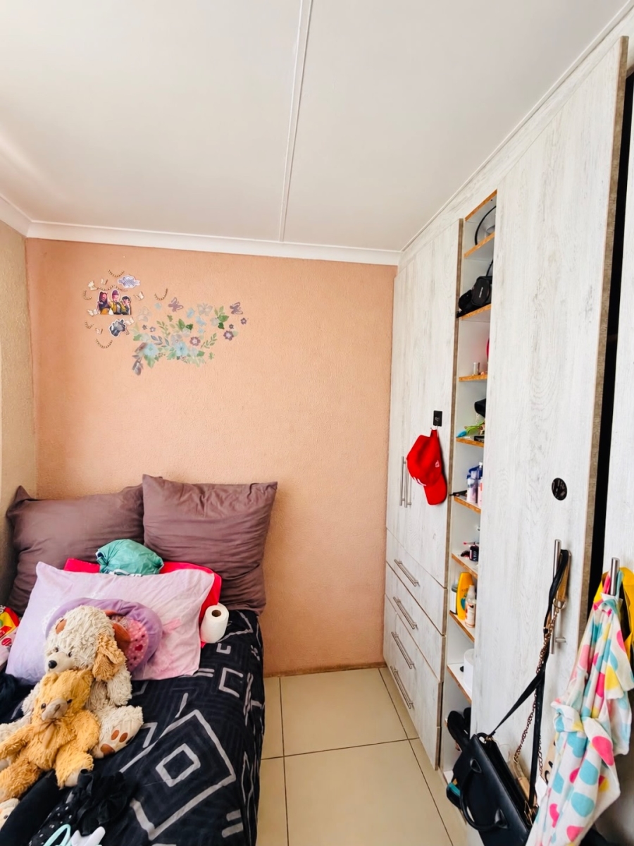 2 Bedroom Property for Sale in Soshanguve VV Gauteng