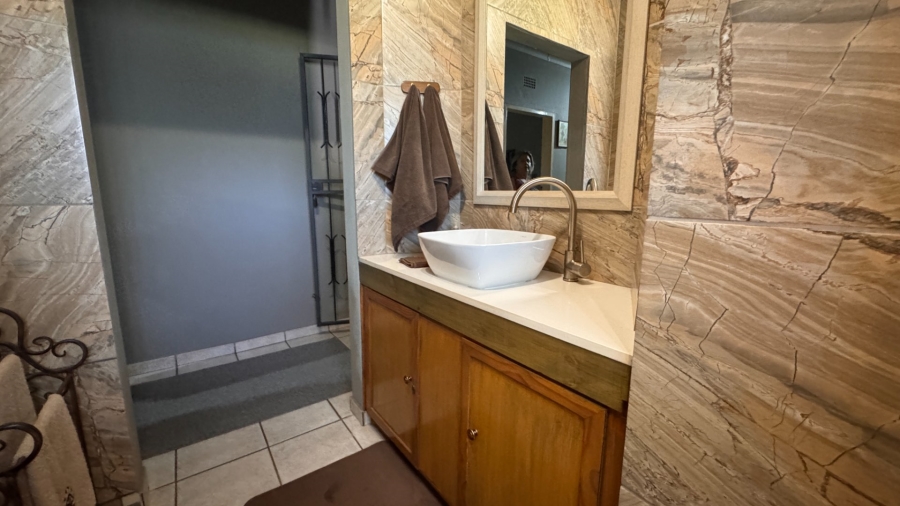 4 Bedroom Property for Sale in Three Rivers East Gauteng