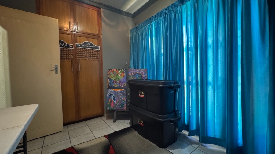 4 Bedroom Property for Sale in Three Rivers East Gauteng