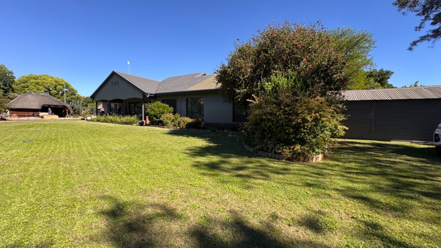 4 Bedroom Property for Sale in Three Rivers East Gauteng