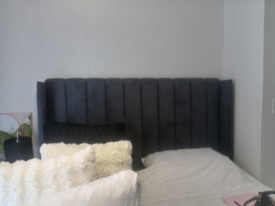 To Let 1 Bedroom Property for Rent in Waterfall Gauteng
