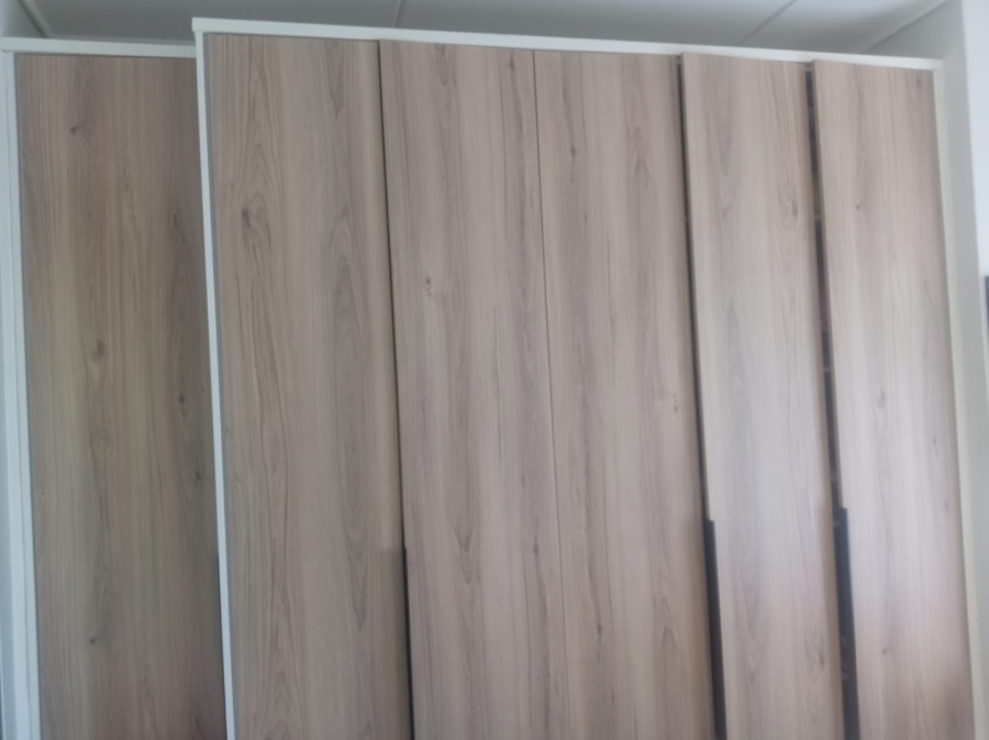 To Let 1 Bedroom Property for Rent in Waterfall Gauteng