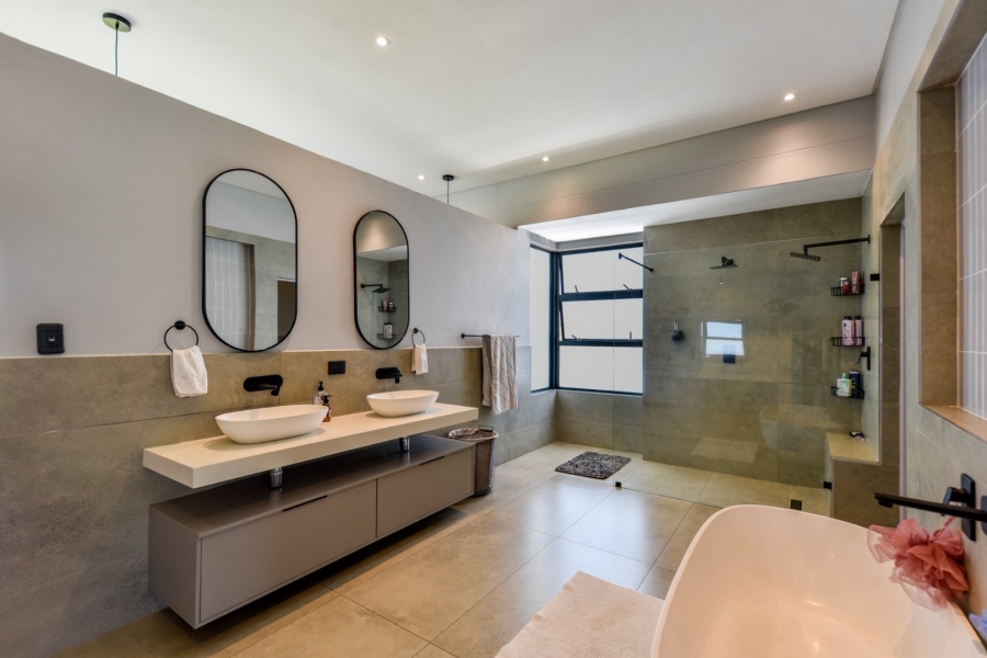 4 Bedroom Property for Sale in Lombardy Gauteng