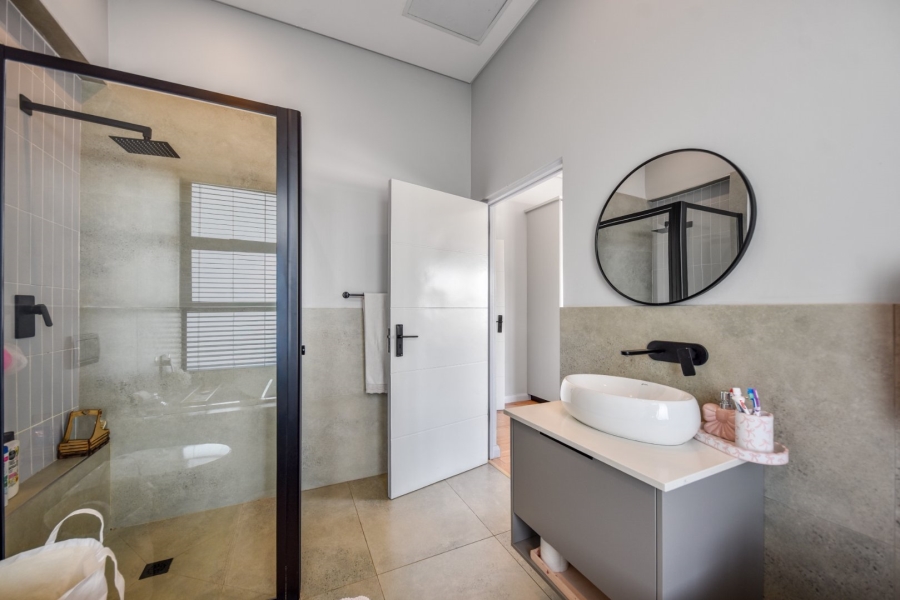 4 Bedroom Property for Sale in Lombardy Gauteng